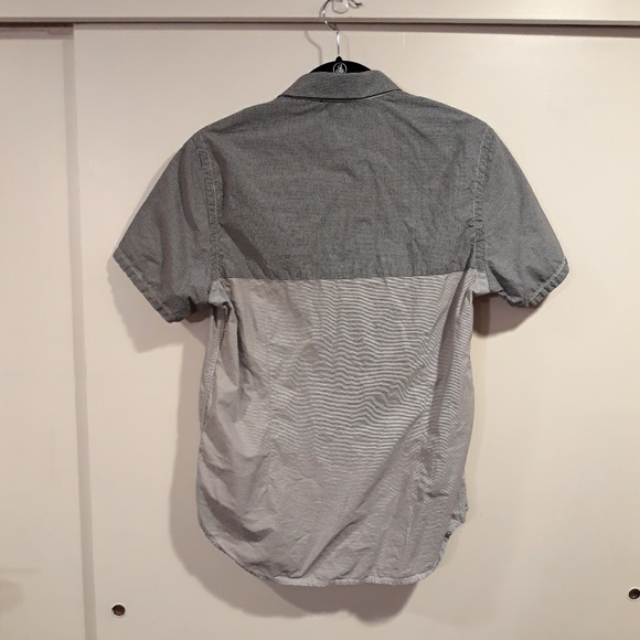 Howe short sleeve button down - Picture 4 of 7